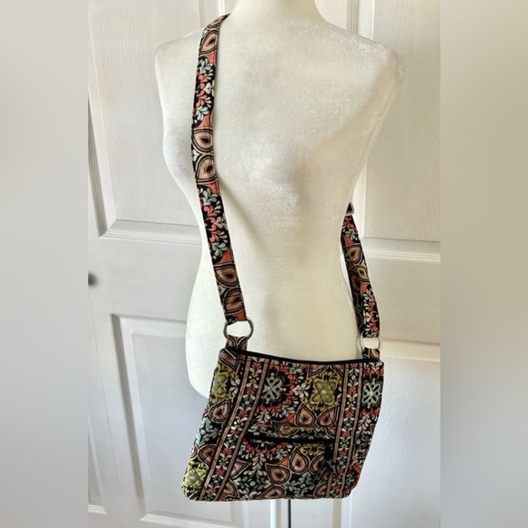 Vera Bradley Crossbody sierra stream hipster vintage retired purse - Picture 1 of 4